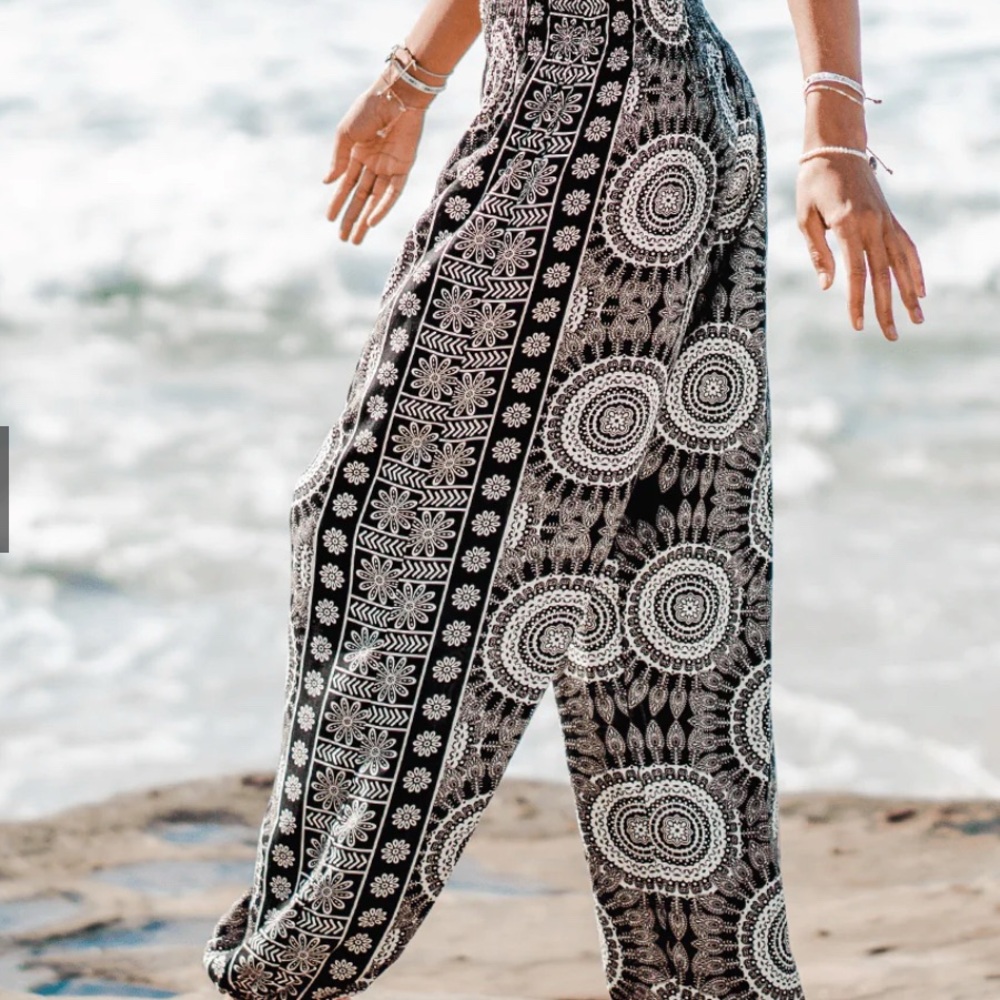 Lotus & Luna Bondi Harem Pants- like new!